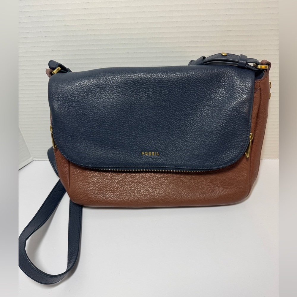 Fossil Two-Tone Navy and Brown Leather Crossbody Bag